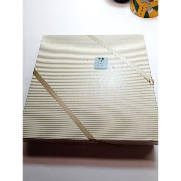 Disney World Magic Kingdom Blue Glass Souvenir Bowl Cinderella Castle Park Scene - Picture 6 of 8